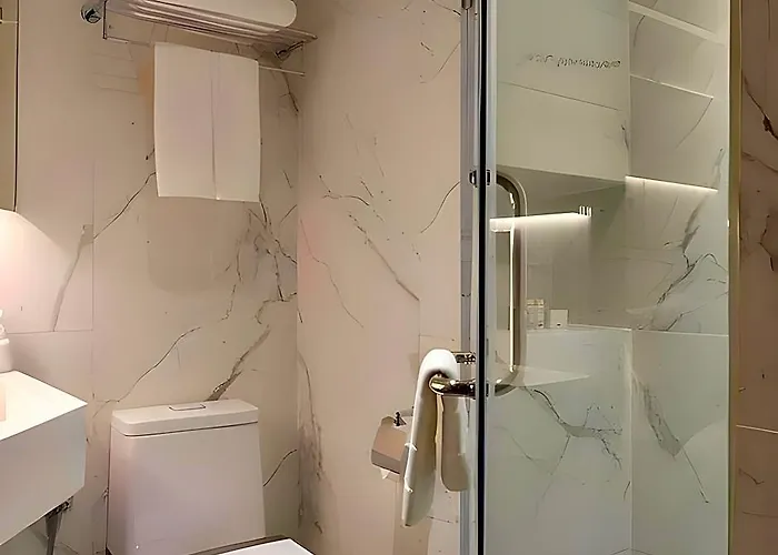 Hotel Syama Nana 4*